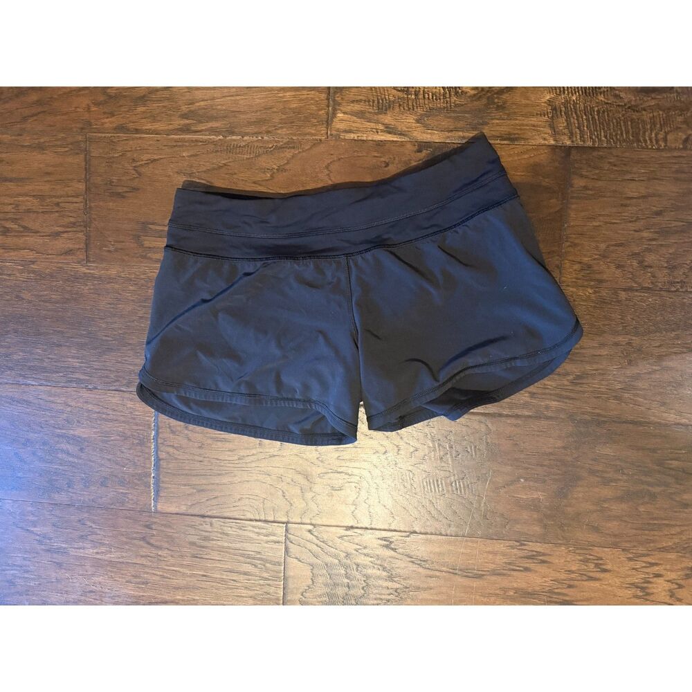 Women's Lululemon Shorts | Size 8 | 4" inseam